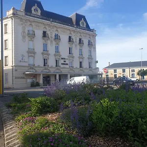 Hotel Logis Des Bourbons, Montlucon