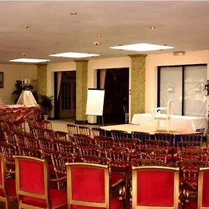 Domaine Chateau Saint-jean Hotel